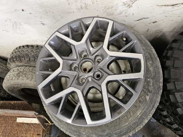 Jeep Wrangler Rubicon Sahara original alu na rezervu