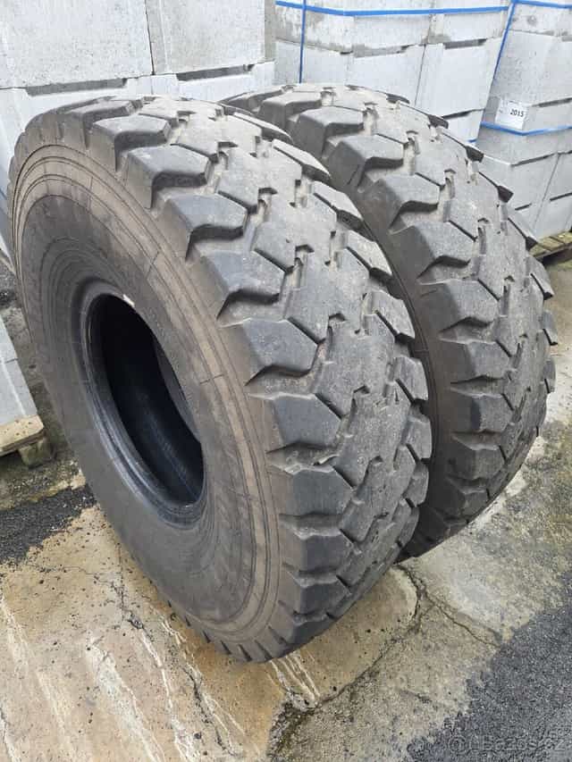 14.00 R20 Continental HCS 166/160 G