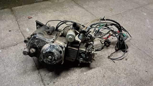 Náhradní díly z dětské čtyřkolky 125 cc