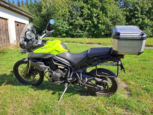 Triumph 800XC