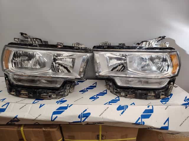 Světla RAM 2500