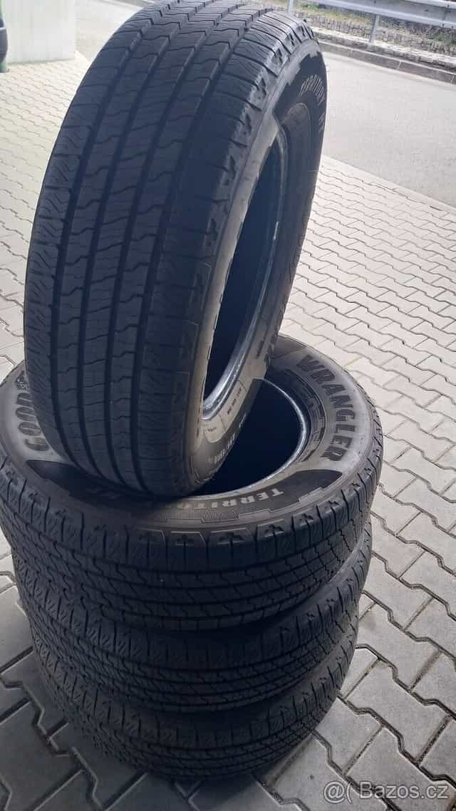 Prodám 4 x pneu Goodyear 255/65 R18 Ford Ranger, VW Amarok