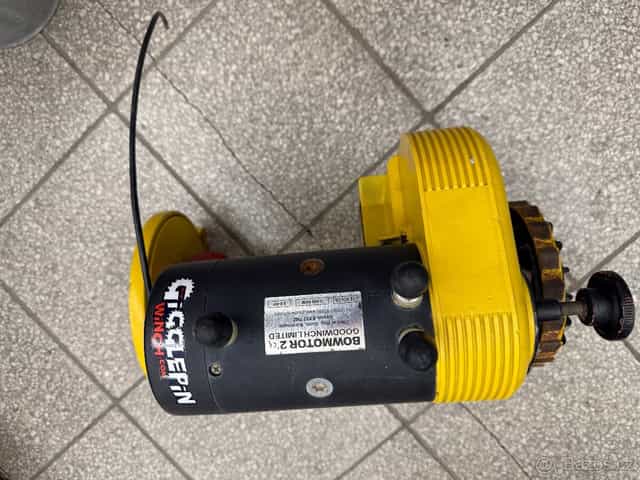 Naviják Warn s rychloběžkou M8274