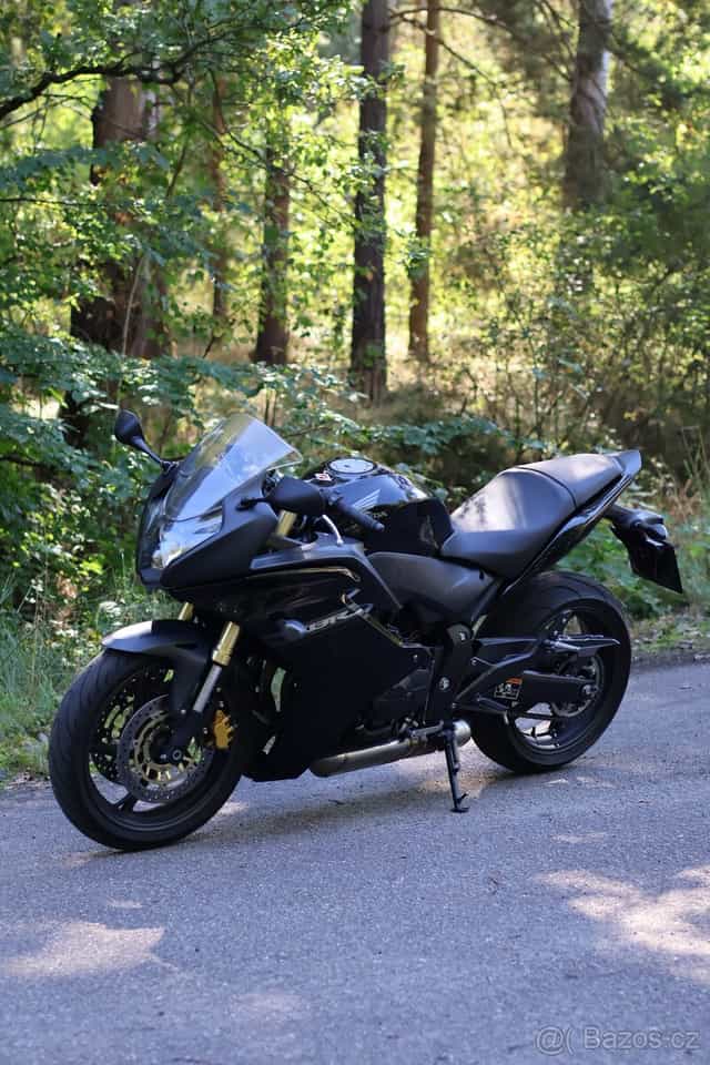 Honda CBR 600 F 2011