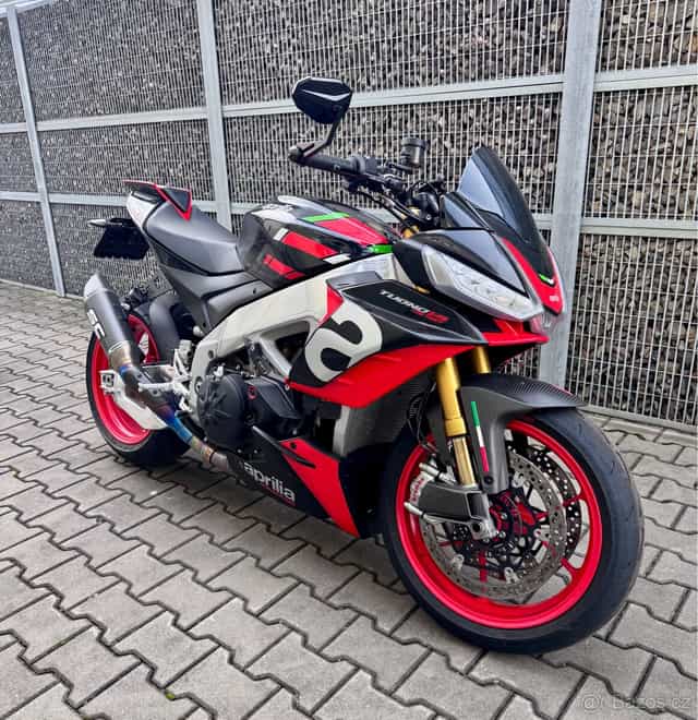 Aprilia Tuono V4 1100 Factory