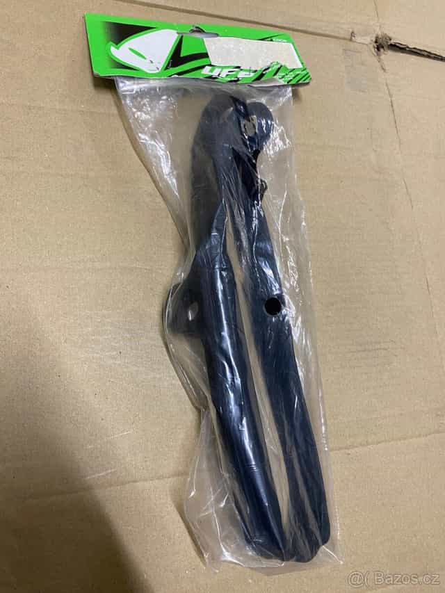 Lízátko řetězu Kawasaki KX250 05-