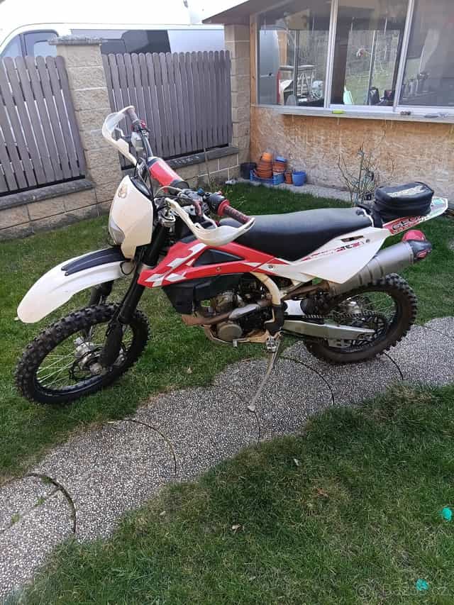 Husqvarna TE 310 rok 2011