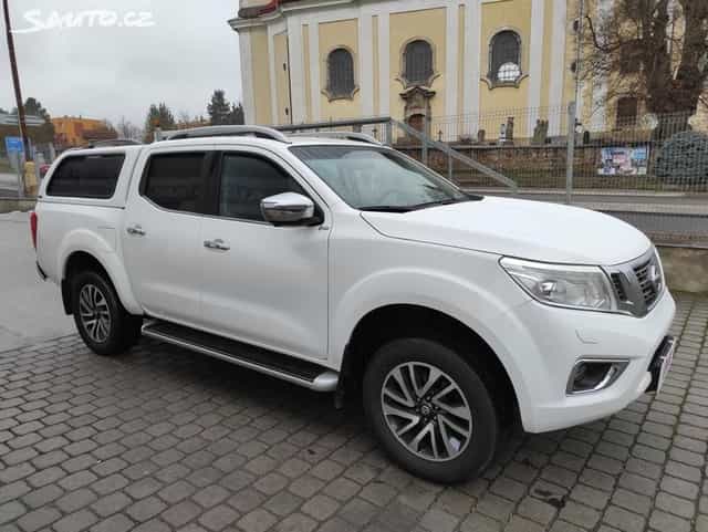 Navara 2.3 DCi TEKNA 4x4 NAVI KŮŽE VÝHŘEV ŠÍBR XENONY + DPH