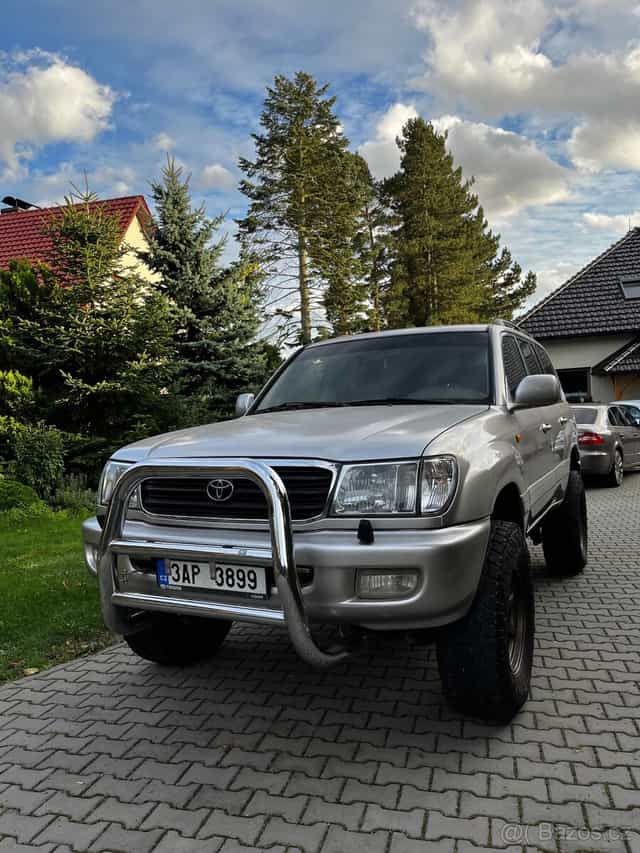 Land Cruiser 100
