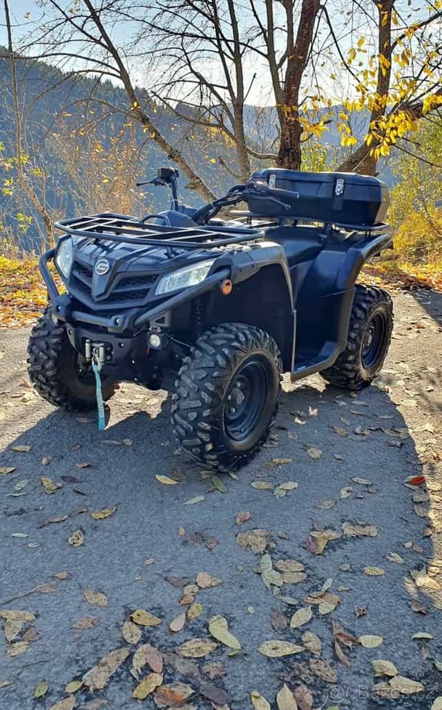 Čtyřkolka CF MOTO 450s