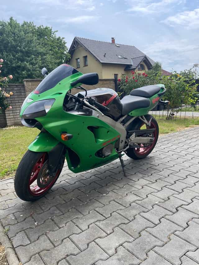 Kawasaki ninja ZX6R