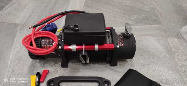 Prodám nový naviják 13500LBS 12V se syntetickým lanem