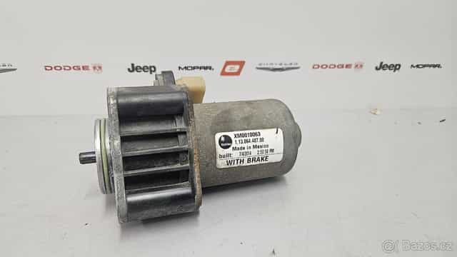 Motorek přídavné převodovky Jeep, Dodge K68071235AC