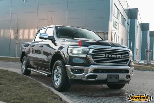Lišta předního světla DODGE RAM