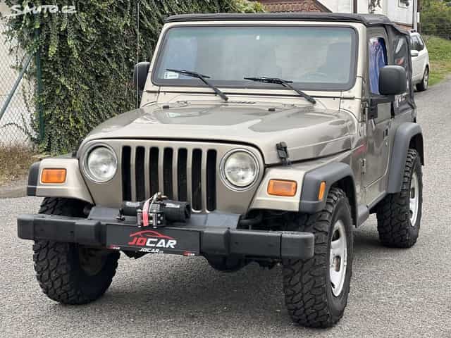 🚗 Jeep Wrangler 2.4i Sport 4x4 NAVIJÁK TAŽNÉ