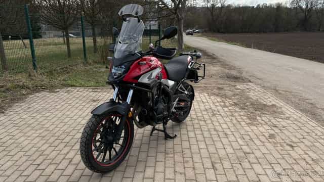Honda CB500X, r. v. 2020, 21 050 km, bohatá výbava