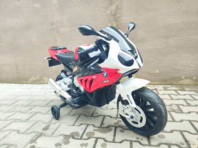 Elektrická motorka BMW S1000RR