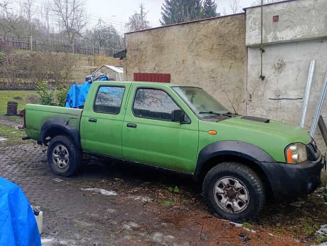 Nissan Navara d22 Double Cap na opravu nebo ND