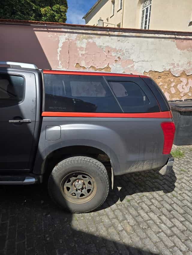 Originál hardtop na isuzu dmax, toyota hilux .