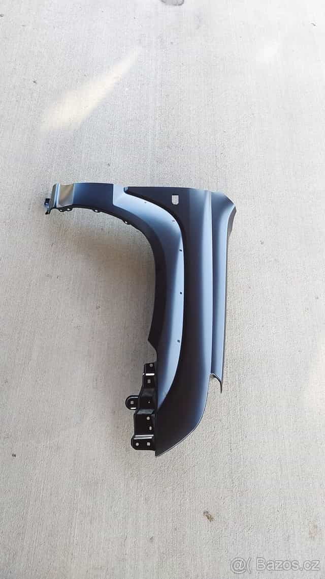 Toyota LC120 – Blatník PP