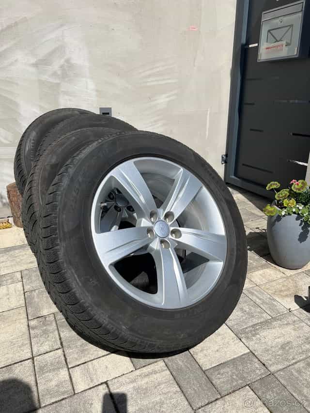 Alu kola Range Rover, Land Rover r19, zimní pneu