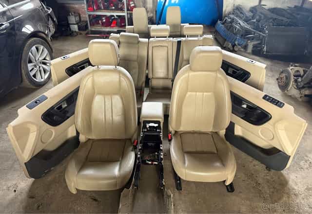 Land Rover Discovery Sport, L550, kompletný interier/sedadla