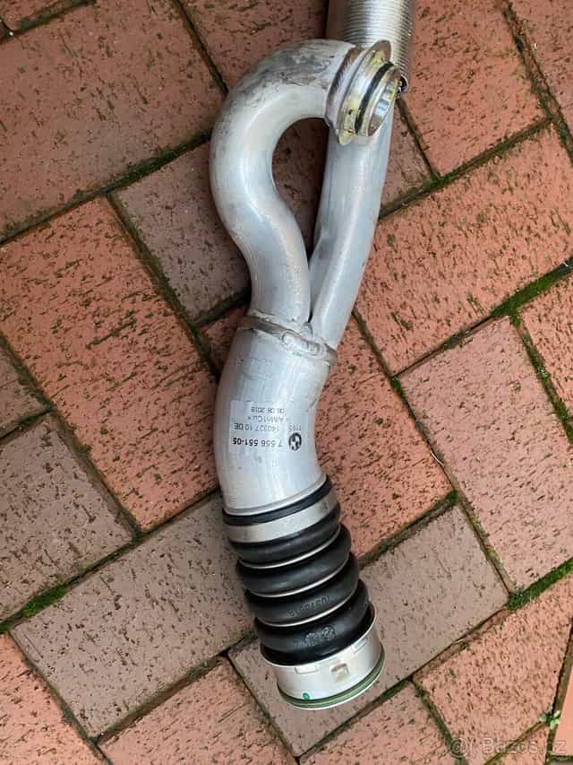 Nová  trubka saní Bmw 335i c. 1165755655
