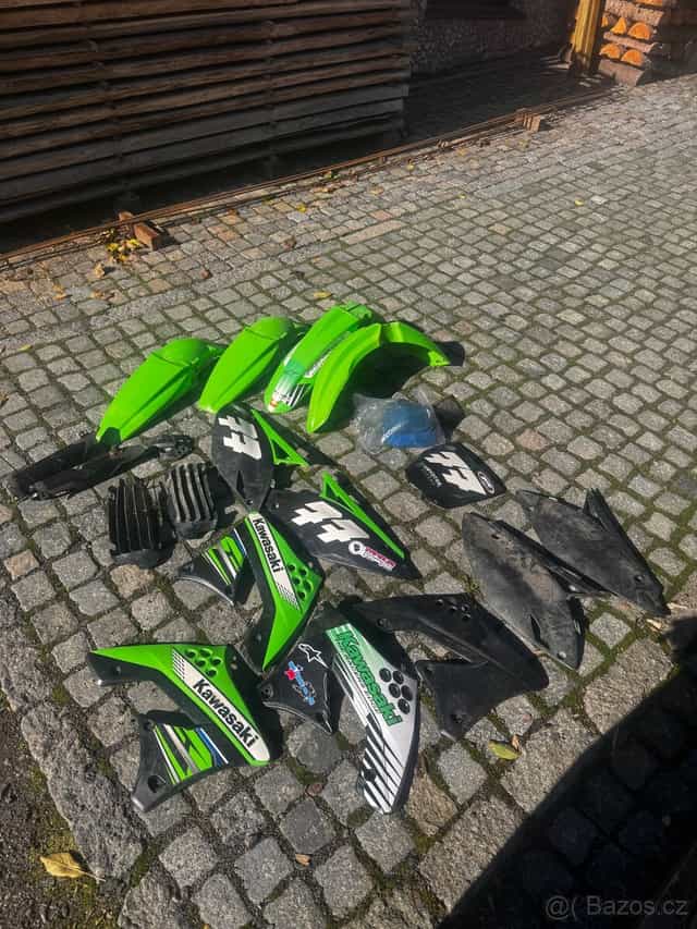 Plasty Kawasaki KXF 2011