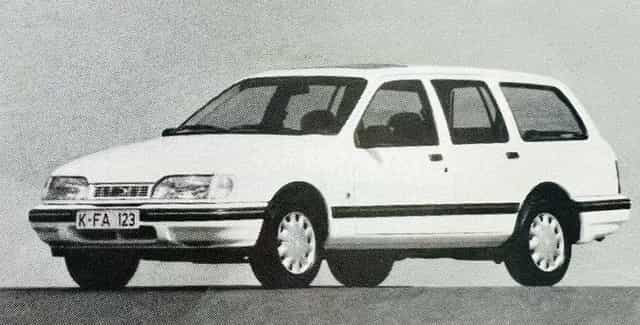 K: Ford Sierra sedačky a loketní opěrka