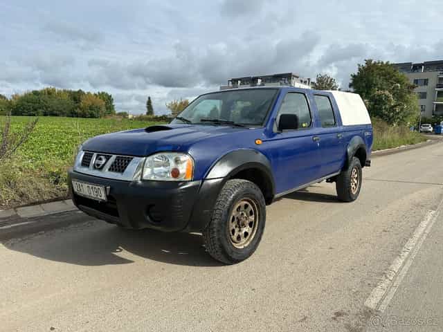 Nissan Double Cab 2.5 TDi 98kw, ČR,tažné,nová STK do 10/2027