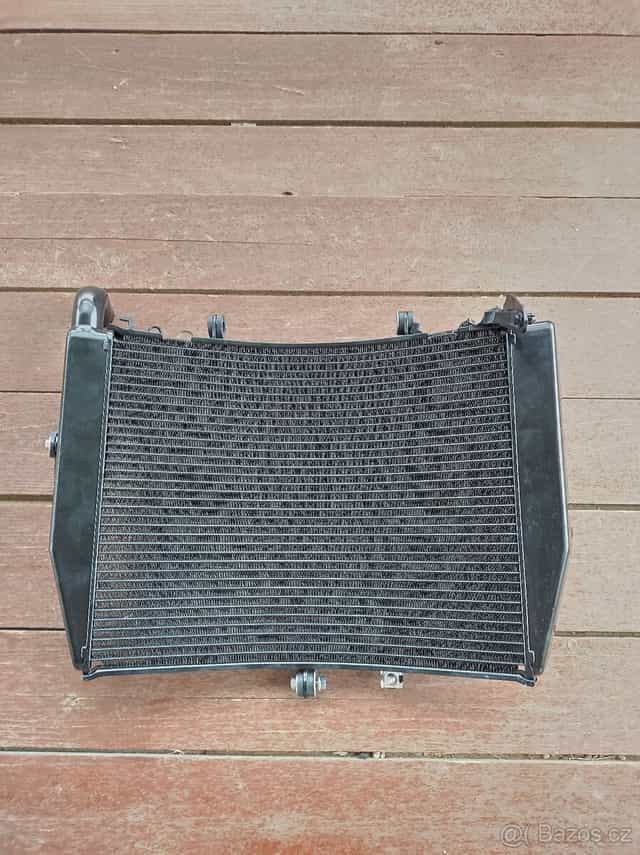 Originální chladič Honda CBR600RR