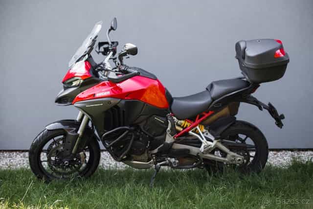 Pronájem Ducati Multistrada V4S Full Travel & Radar