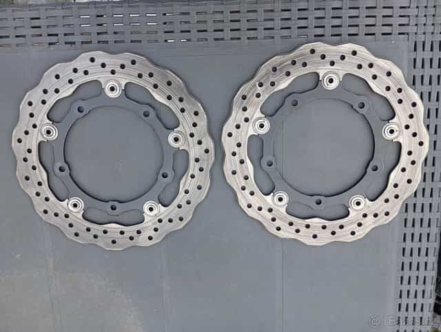 Yamaha MT-07 kotouče