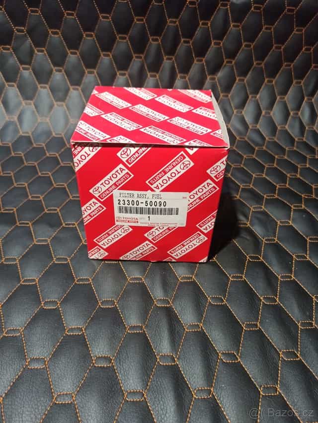 Palivový filtr OEM Toyota Land Cruiser 100