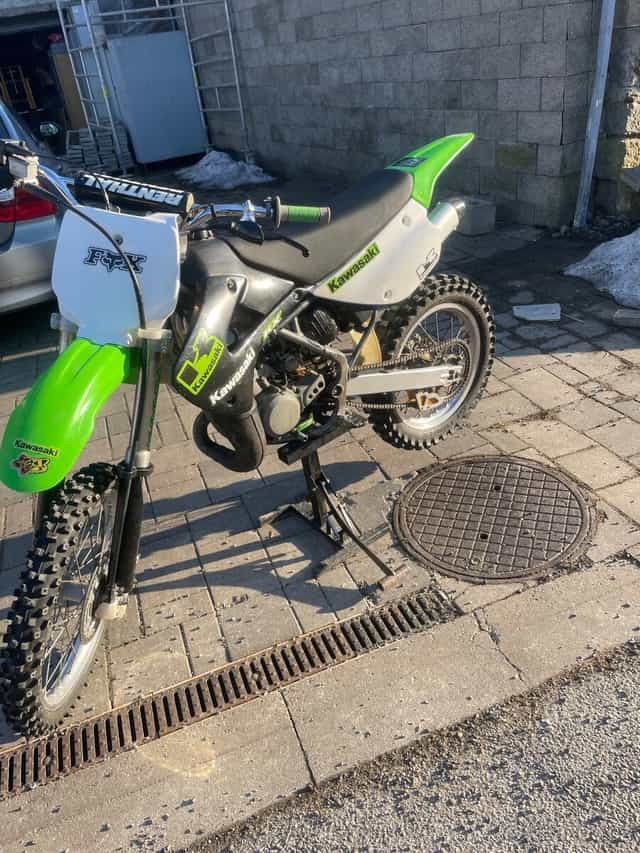 Kawasaki KX 85 2001 pěkný stav