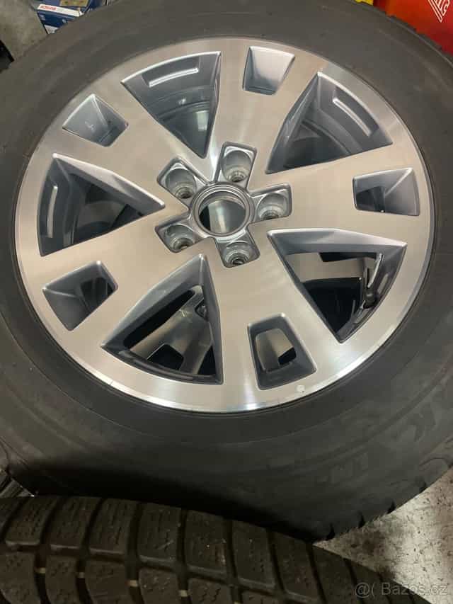 Alu kola + Pneu 17" VW Amarok / T5 T6 Transporter