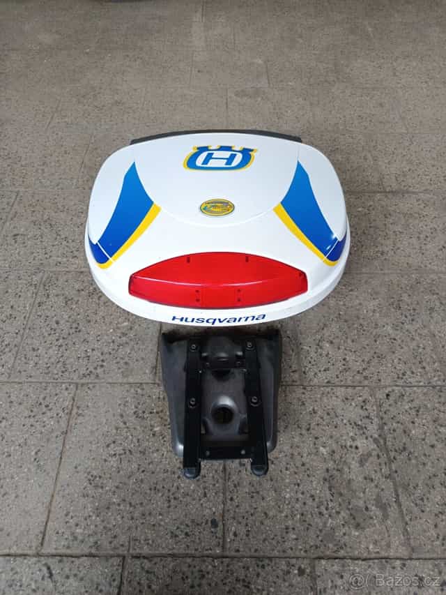 Husqvarna box kufr zánovní