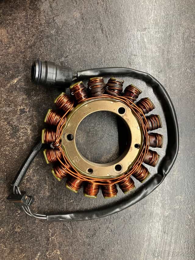 Kawasaki zx6r dobíjení-alternátor