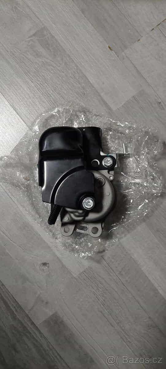 Motorek zadní uzávěrky LC 90/95