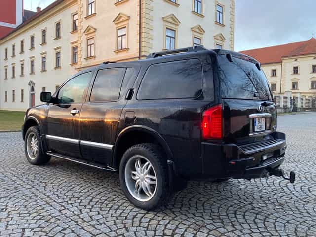 INFINITI QX 56 V8 4x4 LPG tažné 4t -> číst celé