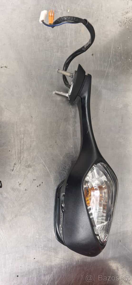 Honda Cbr 1000 rr 2009  zrcátko, plast