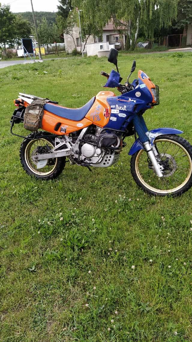 Honda nx 650 dominator