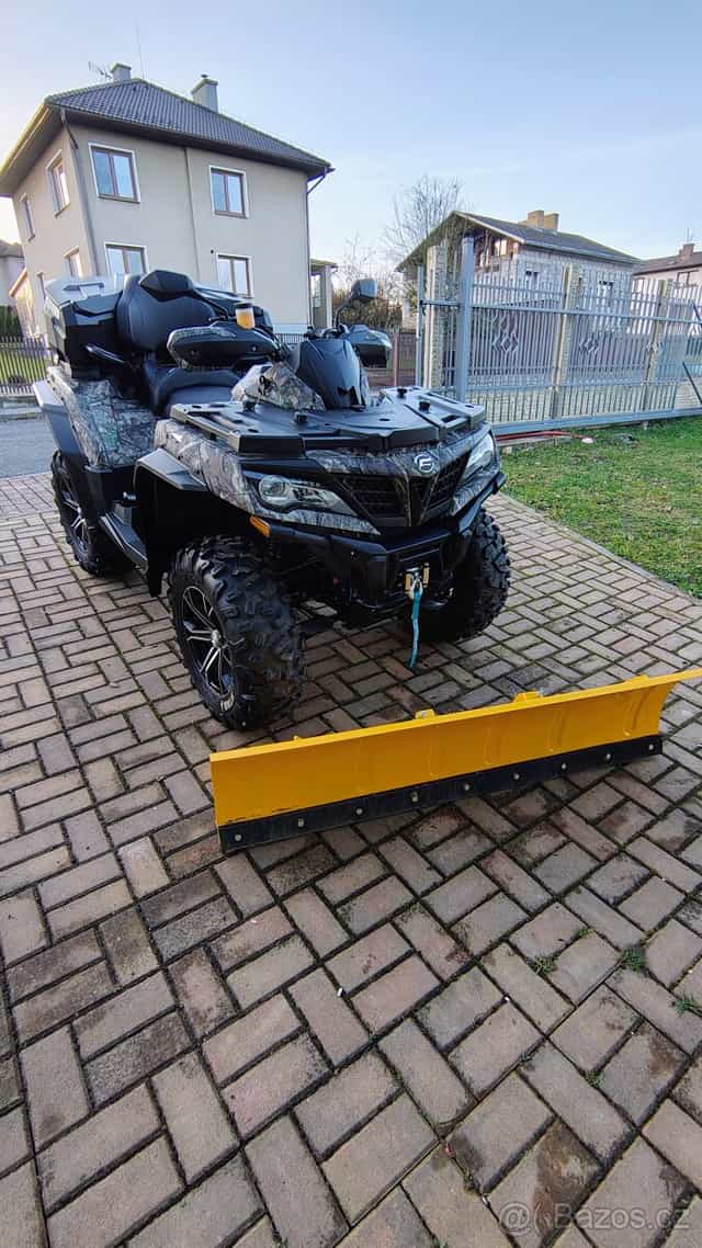 CF MOTO x1000 EPS, nová radlice na sních