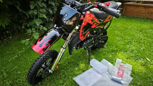 Nová benzínová minikroska 8" kola pro nejmenší