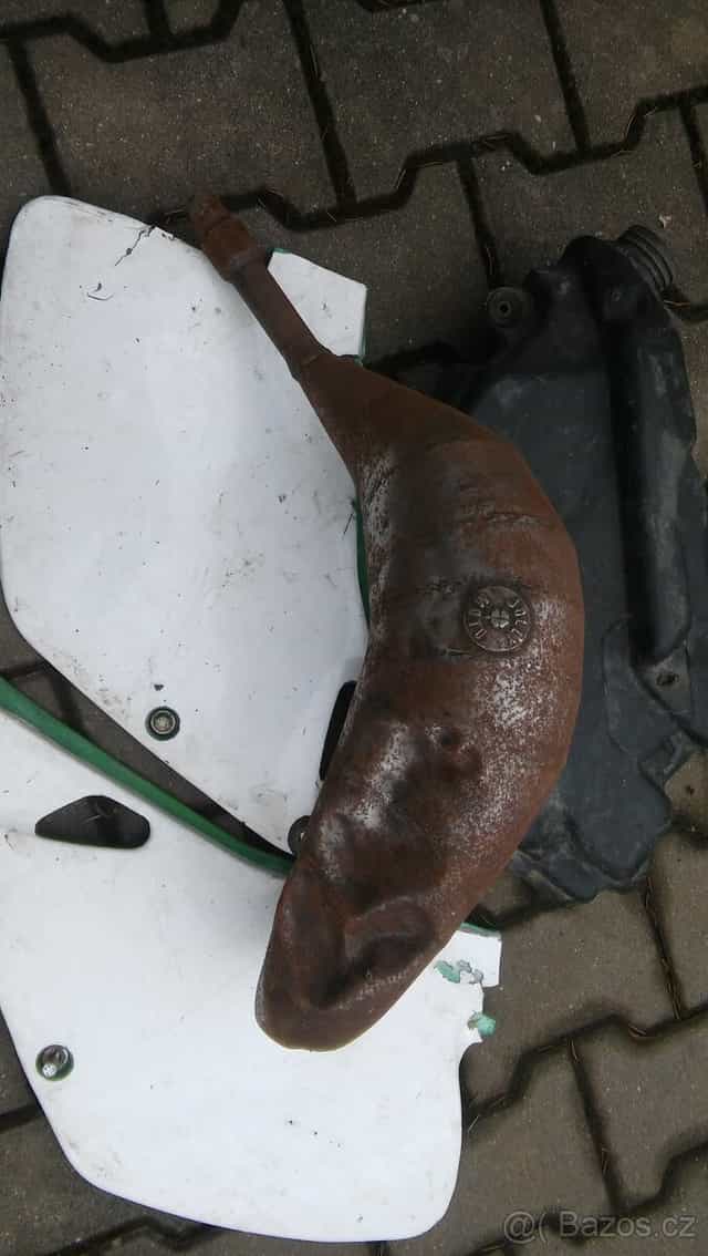 kawasaki kx 125 r.93 nadrz,vyfuk,bocnice