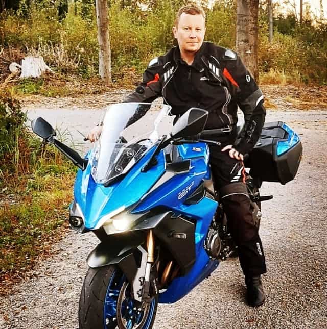 💎 SUZUKI GSX-S 1000 GT (2024) – 112 kW | V ZÁRUCE | 💎