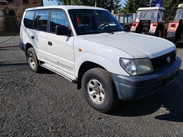 TOYOTA Land Cruiser KDJ 95