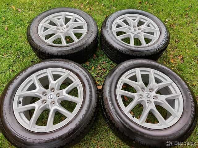Zimní sada Volvo XC60 r18 5x108 Dunlop 235/60/18  8mm  2021