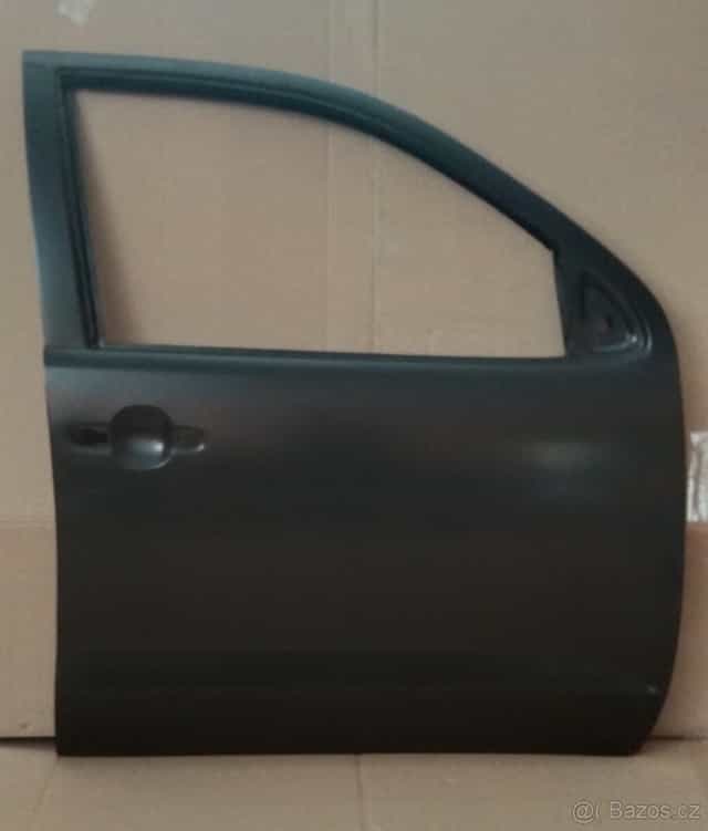Toyota Hilux - dveře