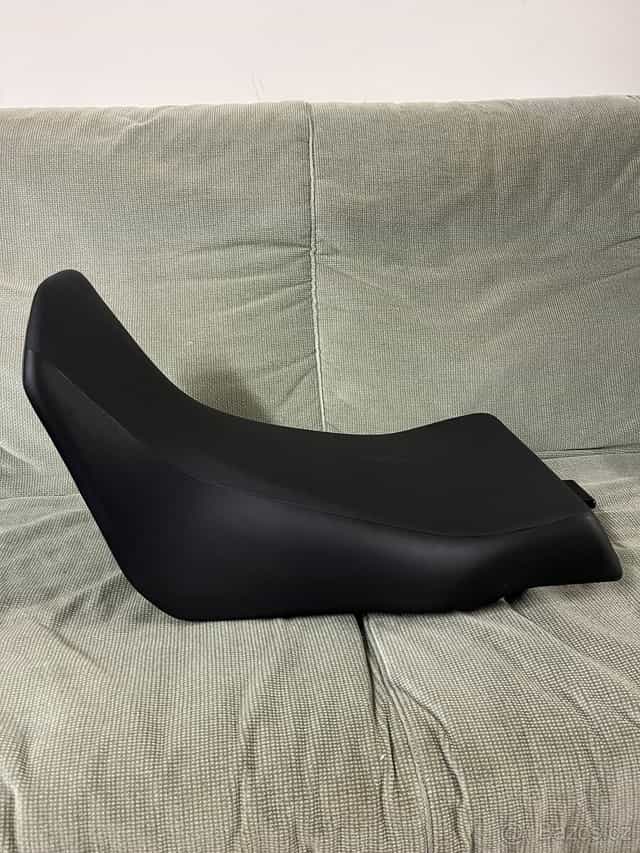 Honda CRF1000L Africa Twin - sedlo /výměna/